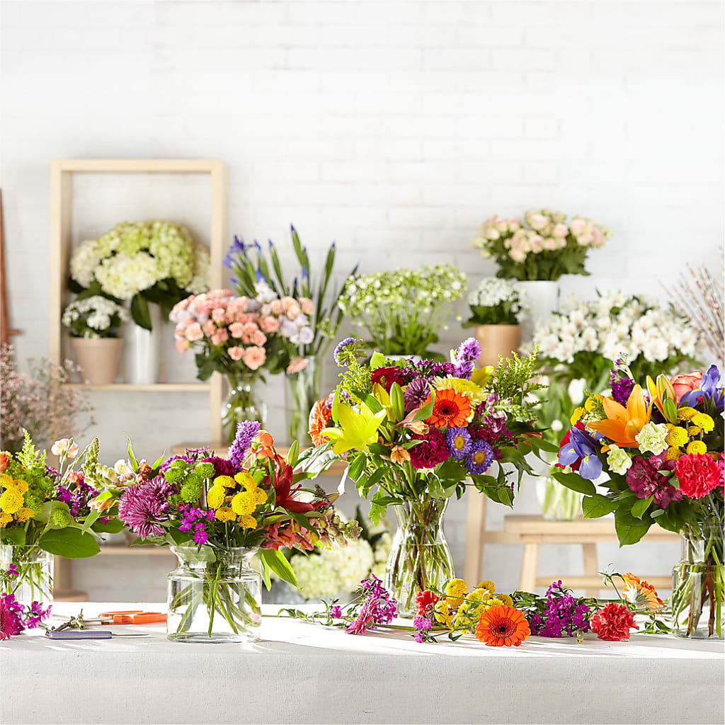 Bold & Bright – A Florist Original – Raleighflowerexpress Llc, Holly Springs NC