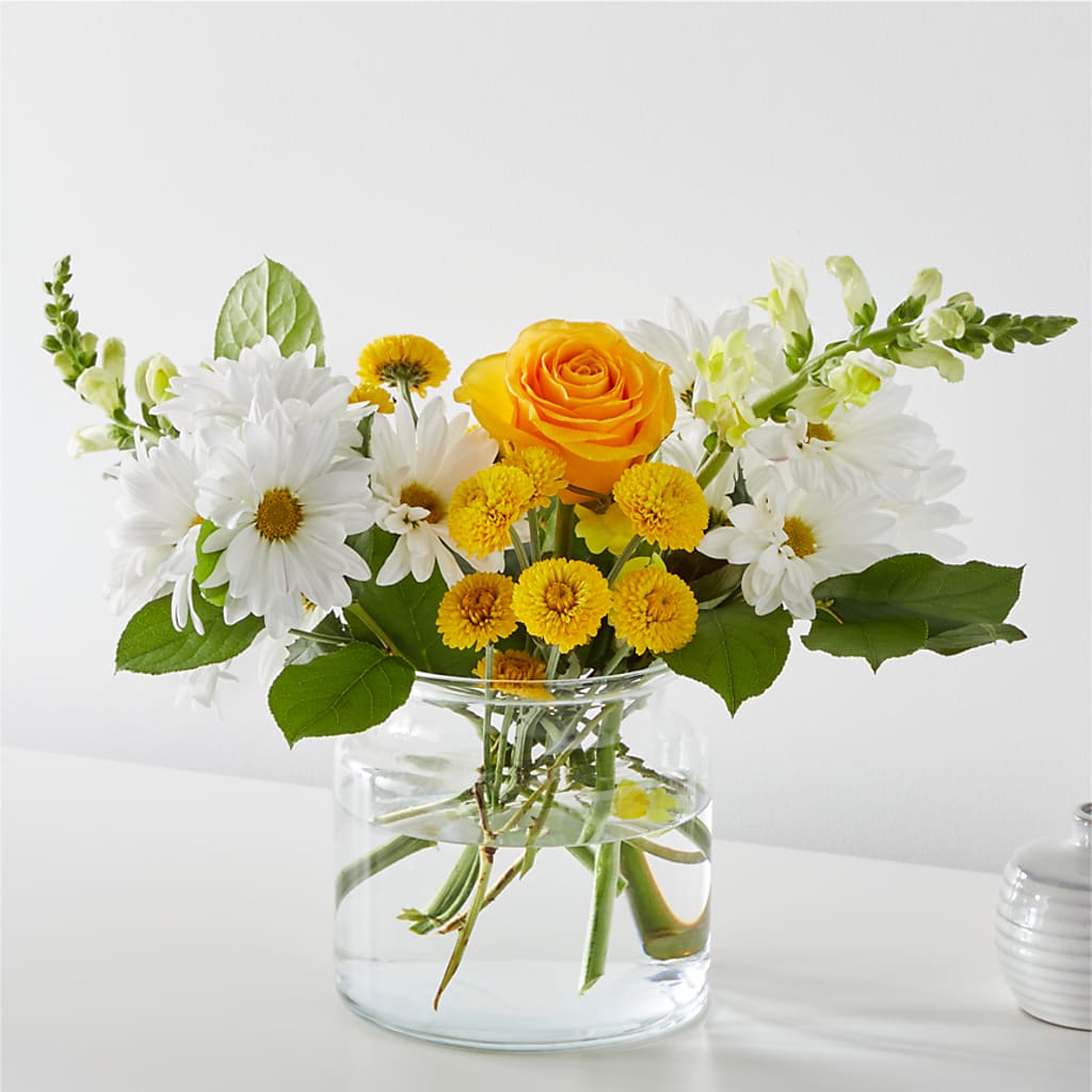 Sun Salutation Bouquet – Raleighflowerexpress Llc, Holly Springs NC