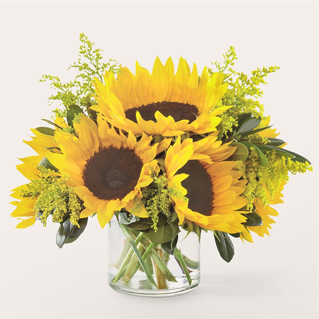 Beaming Sunflower Bouquet – Raleighflowerexpress Llc, Holly Springs NC
