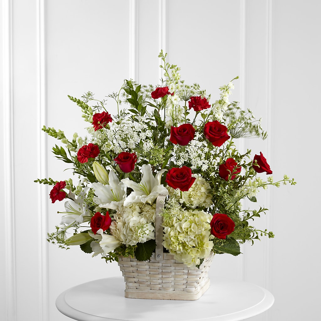 In Loving Memory Arrangement – Raleighflowerexpress Llc, Holly Springs NC