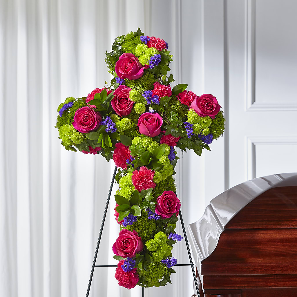 Tribute Rose Floral Cross – Raleighflowerexpress Llc, Holly Springs NC