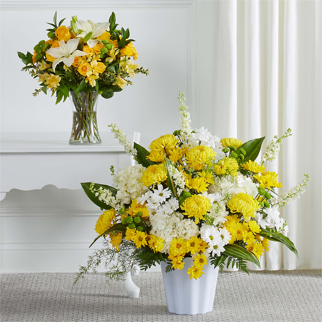 Warm Remembrance Bundles – Raleighflowerexpress Llc, Holly Springs NC