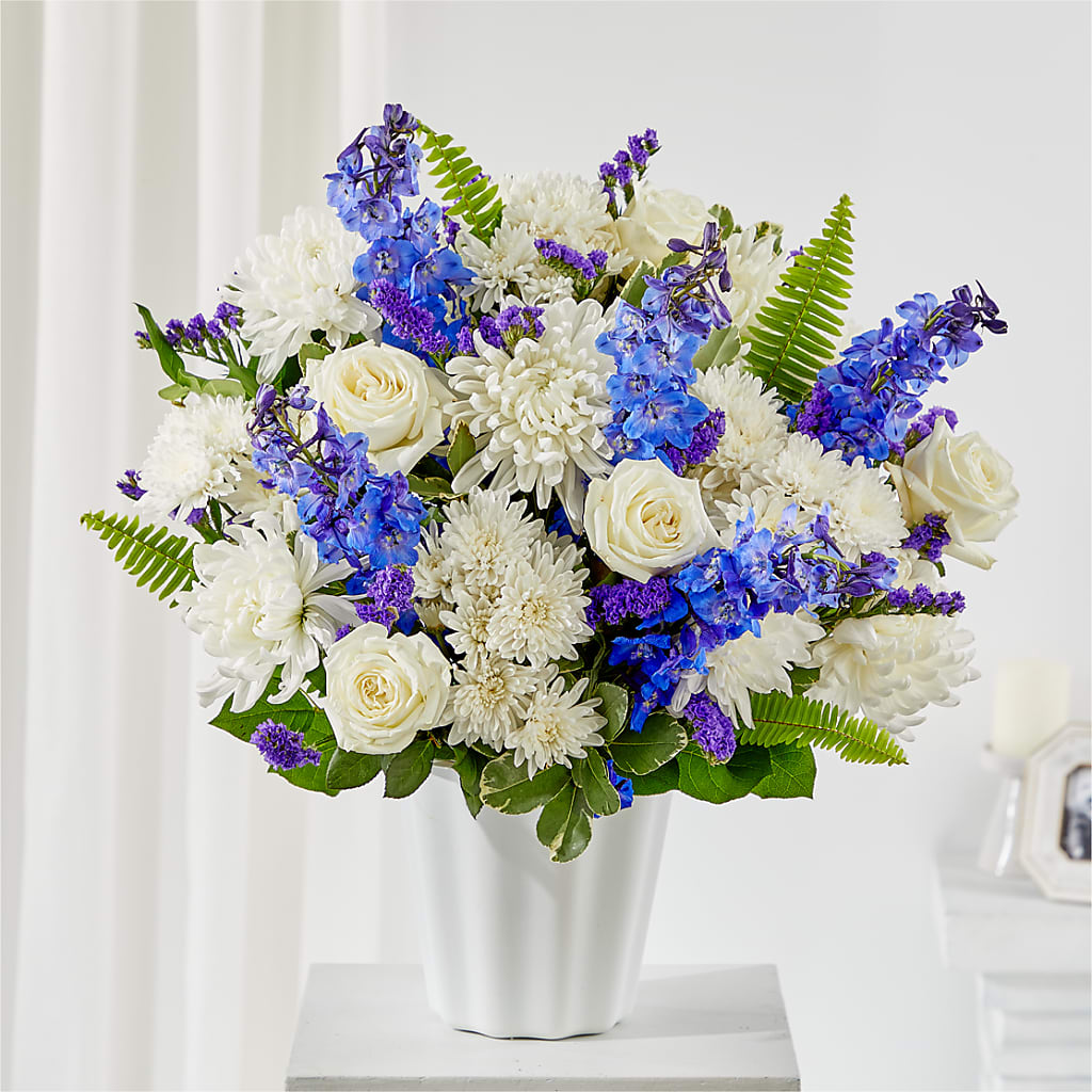 Hold Dear Tabletop Basket – Raleighflowerexpress Llc, Holly Springs NC