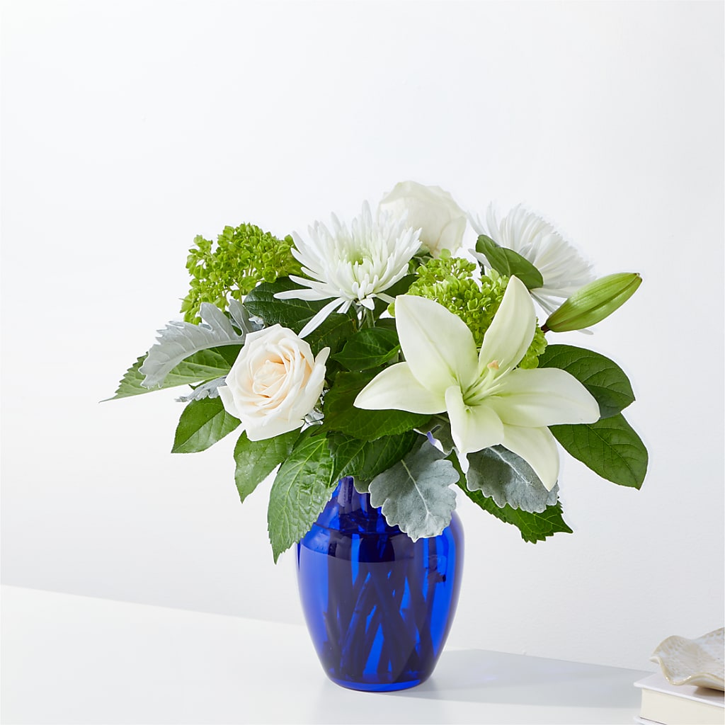 Snowy Dreams Bouquet – Raleighflowerexpress Llc, Holly Springs NC