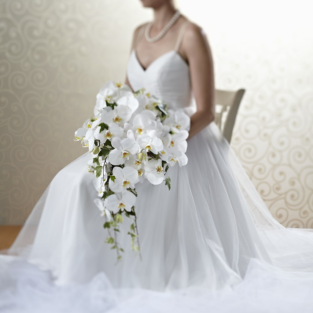 Classic White Bouquet – Raleighflowerexpress Llc, Holly Springs NC