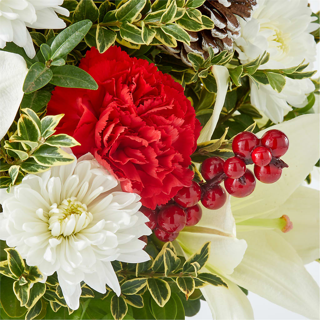 Festive Moments Tree –  Raleighflowerexpress Llc, Holly Springs NC