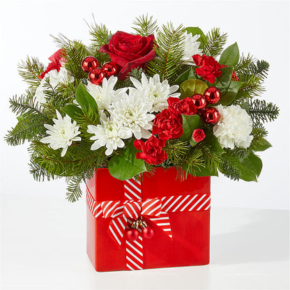 Presents Under the Tree Bouquet –  Raleighflowerexpress Llc, Holly Springs NC