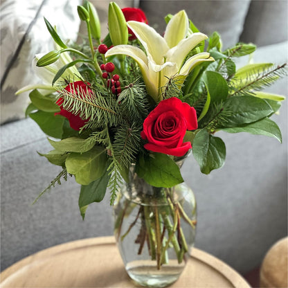 Sparkling Snowflakes Bouquet –  Raleighflowerexpress Llc, Holly Springs NC