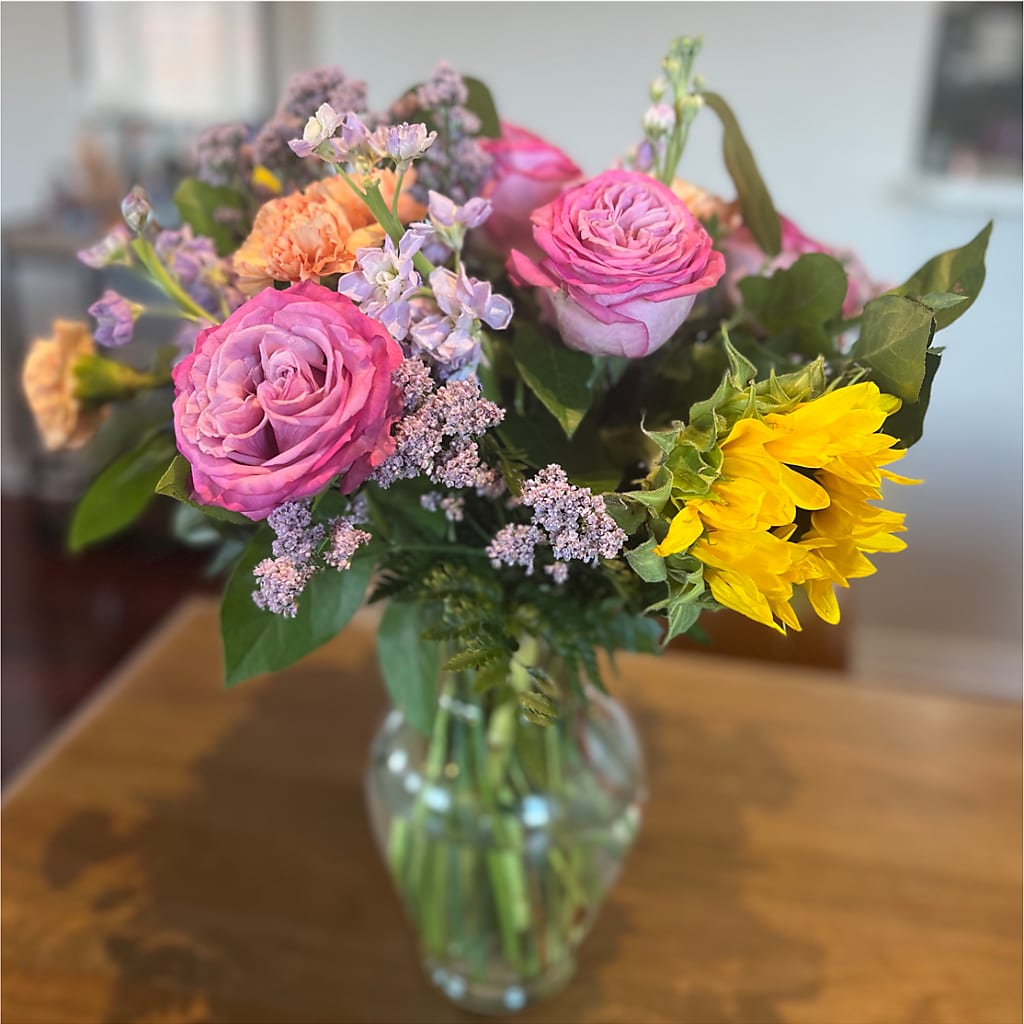 Yellow Brick Road Bouquet –  Raleighflowerexpress Llc, Holly Springs NC