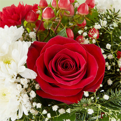 Chance of Flurries Bouquet –  Raleighflowerexpress Llc, Holly Springs NC