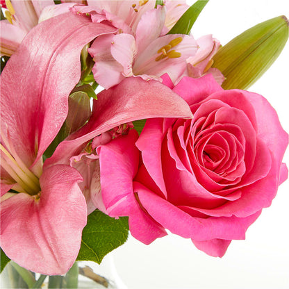 Lots of Love Bouquet –  Raleighflowerexpress Llc, Holly Springs NC
