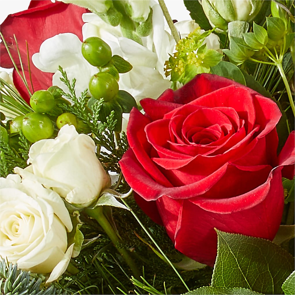 Deck the Halls Bouquet –  Raleighflowerexpress Llc, Holly Springs NC