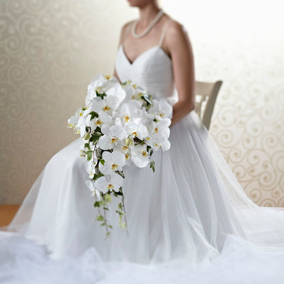 Classic White Bouquet –  Raleighflowerexpress Llc, Holly Springs NC